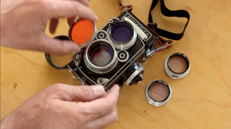 Fotografare con la Rolleiflex: guida all’uso delle lenti addizionali Rolleinar.